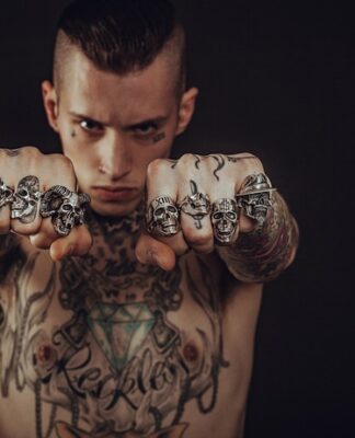 Kiedy nie powinno się robić tatuażu?