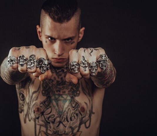 Kiedy nie powinno się robić tatuażu?