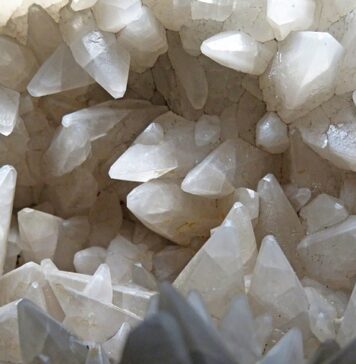 Od którego miesiąca można nosić dziecko w nosidełku?