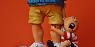 Jak działa niania elektroniczna z kamerą?